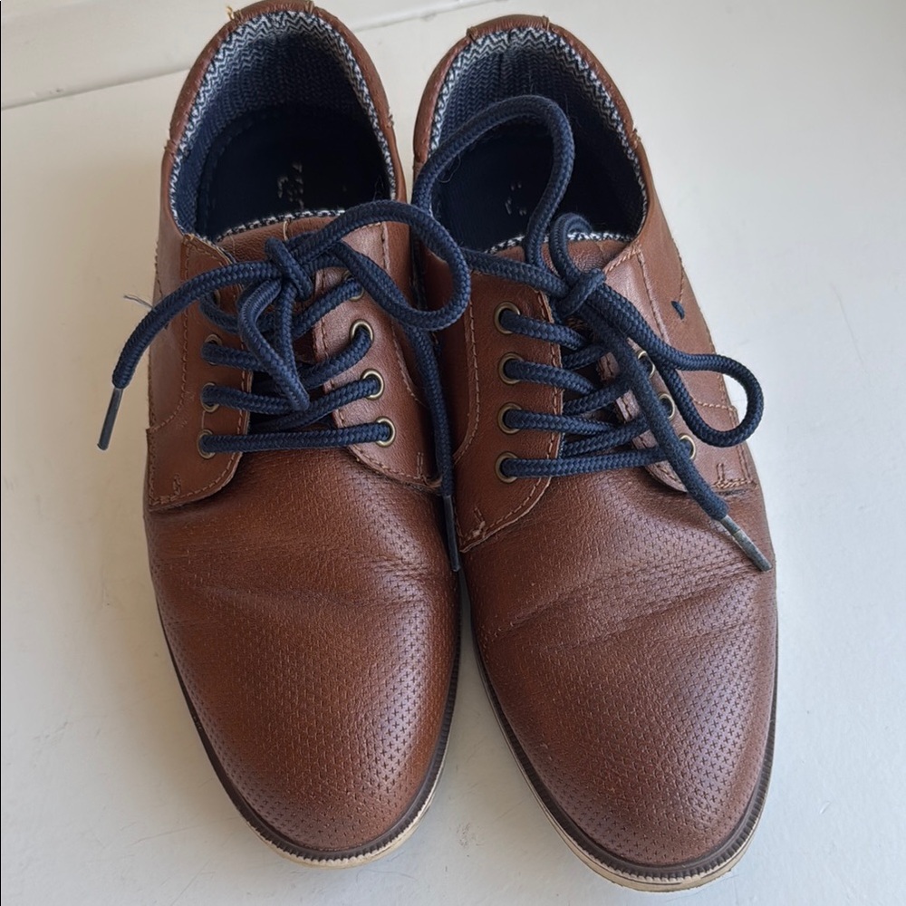 Boys Size 3 Brown Leather Shoes